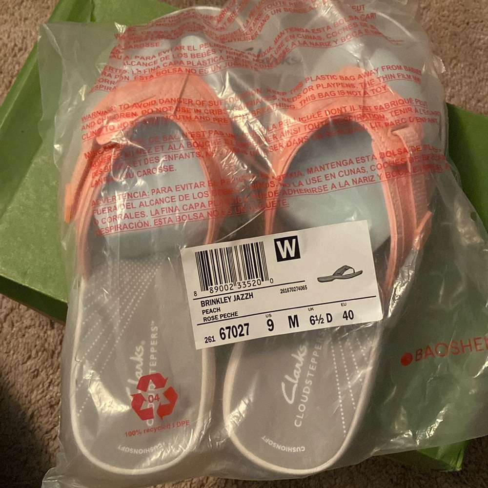 Pink cloudstepper flip flops size 9